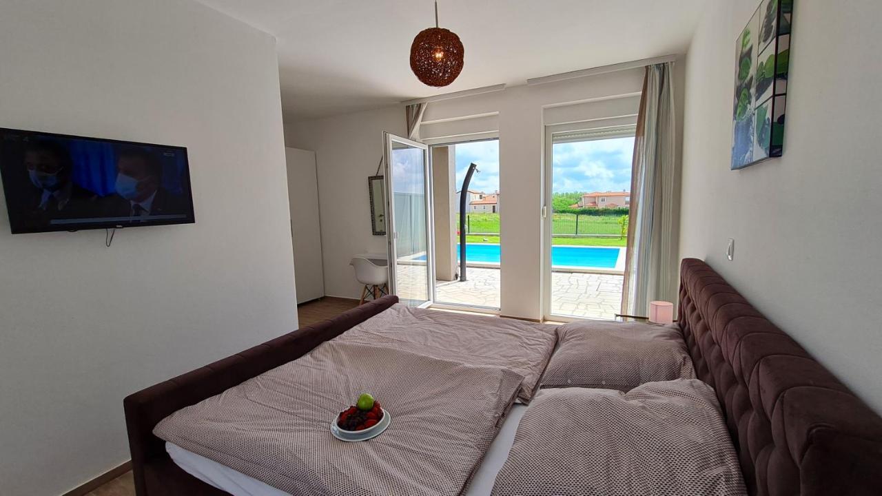 Villa Robert Kaštelir Zewnętrze zdjęcie