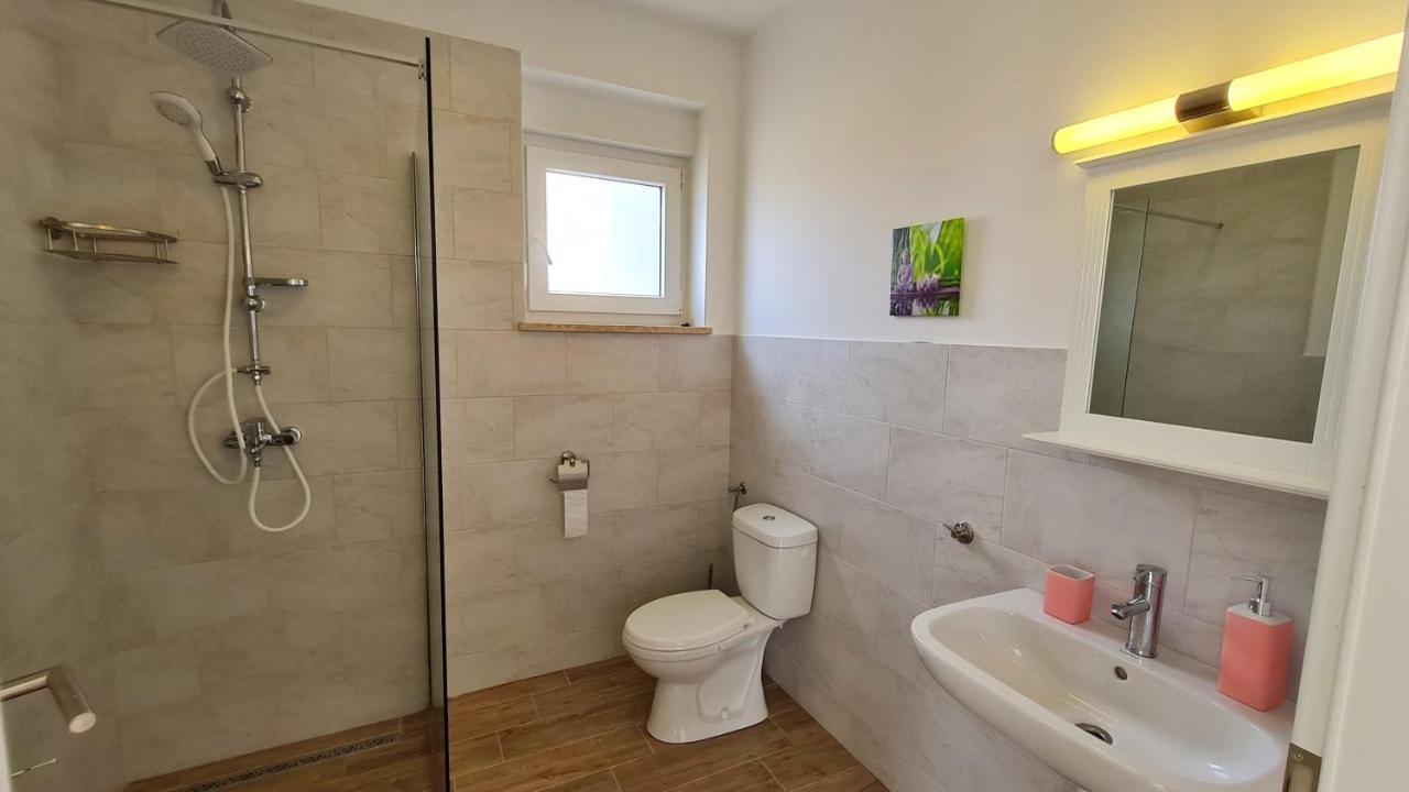 Villa Robert Kaštelir Zewnętrze zdjęcie